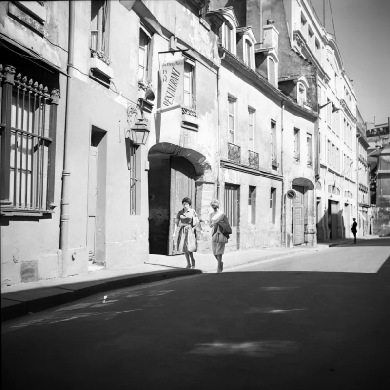 24 rue Chanoinesse