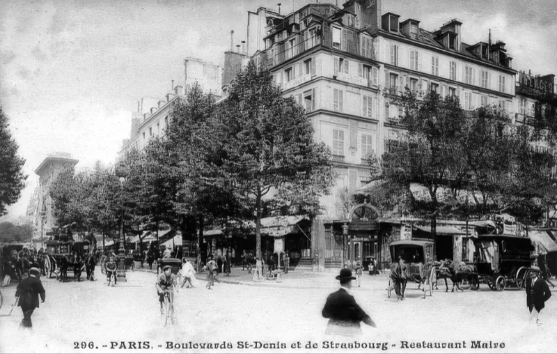 Angle boulevard de Strasbourg et boulevard Saint-Denis