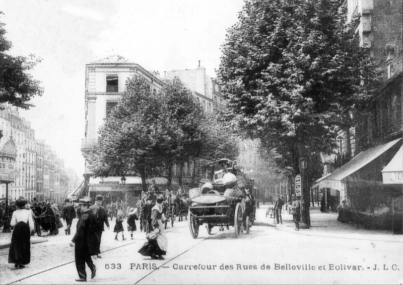 Angle rue de Belleville et avenue Simon Bolivar