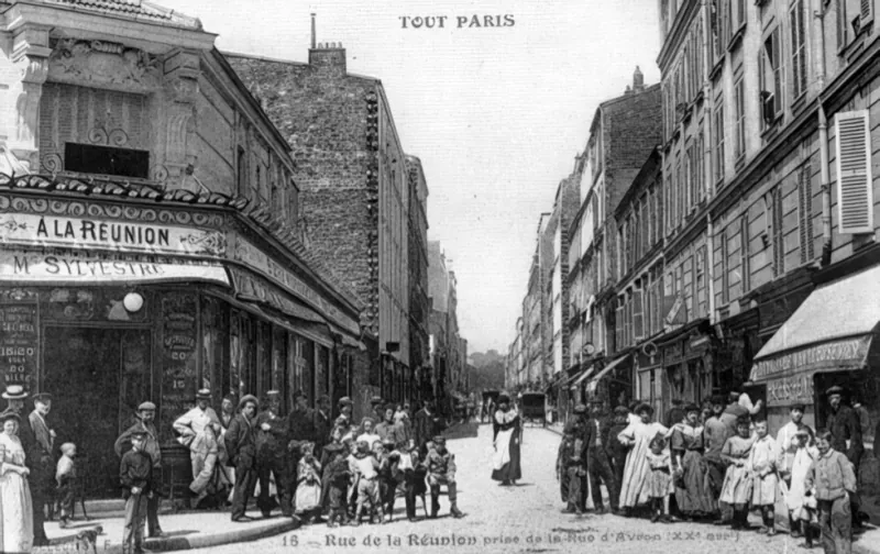 Angle rue de la Réunion et de la rue d'Avron