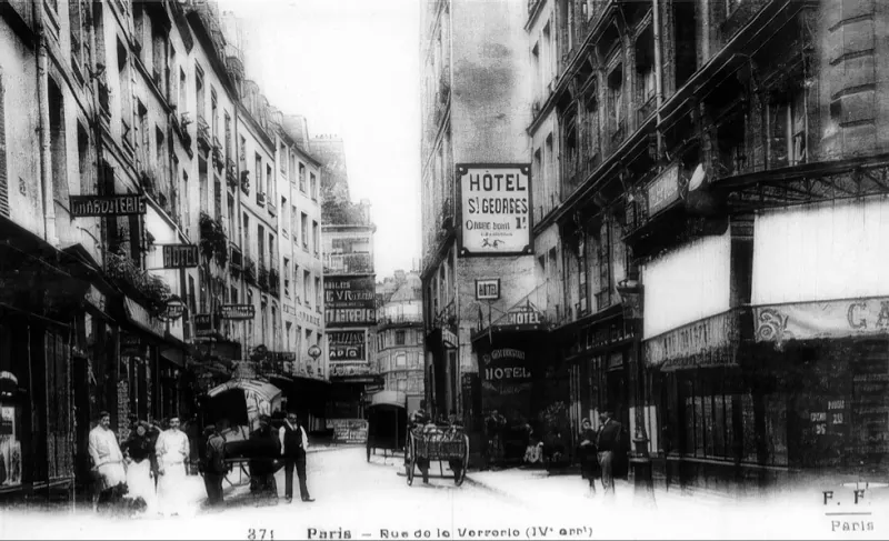 Angle rue de la Verrerie et rue du Temple