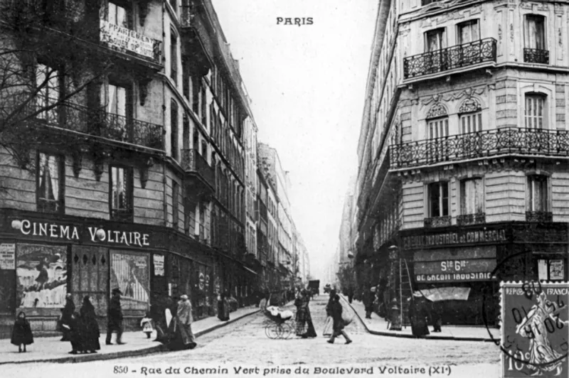 Angle rue du Chemin Vert et boulevard Voltaire