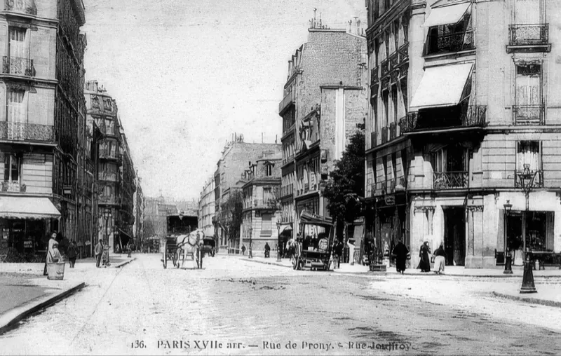 Rue Jouffroy d'Abbans et rue de Prony