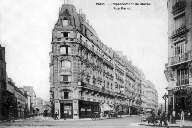 Angle rue Parrot et rue Traversière