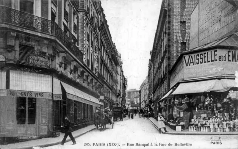 Angle rue Rampal et rue de Belleville