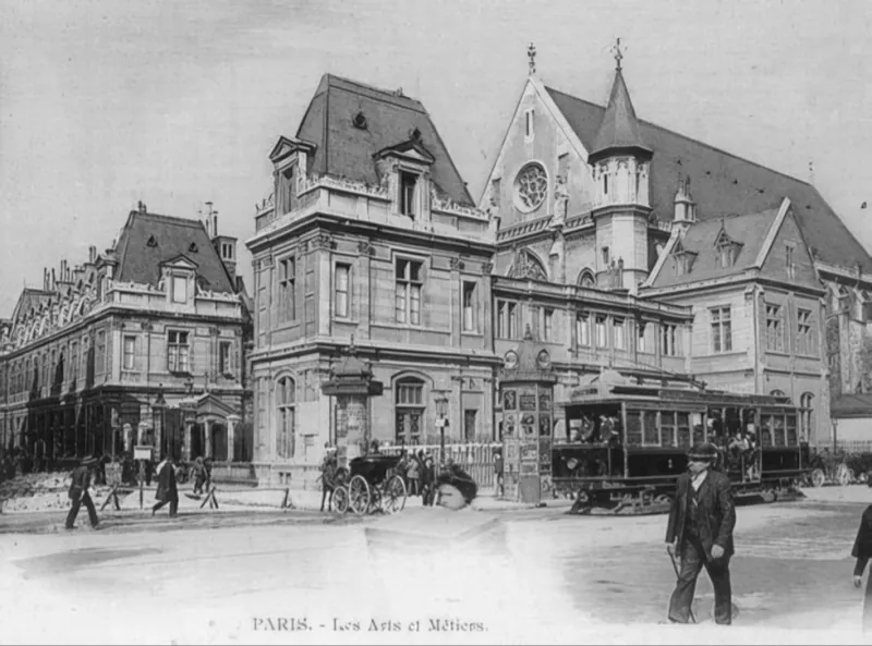 Arts et Métiers