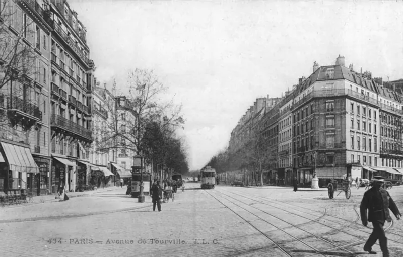 Avenue de Tourville