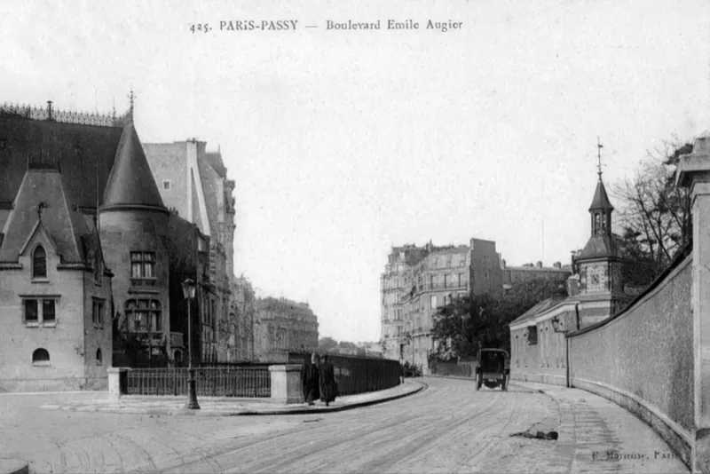 Boulevard Emile Augier
