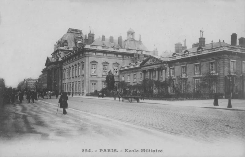 Ecole militaire