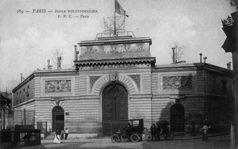 Entrée de l'école Polytechnique