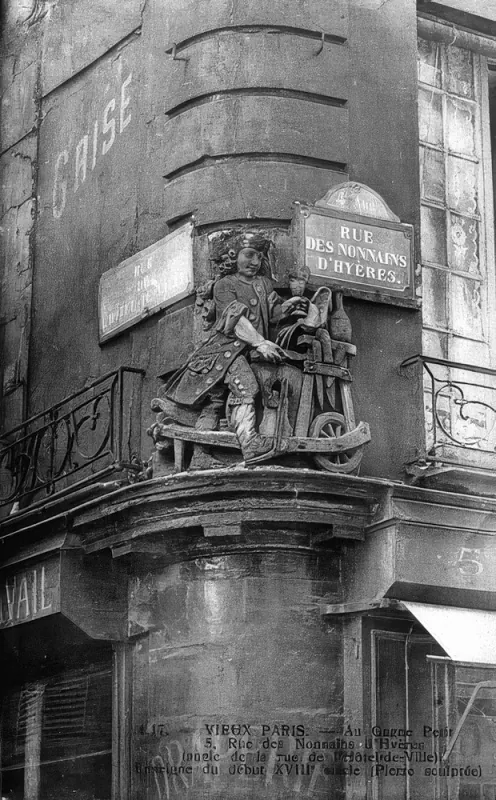 Enseigne rue des Nonnains d'Hyères