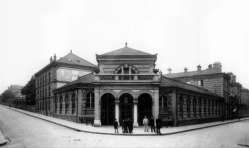 Hôpital Bretonneau