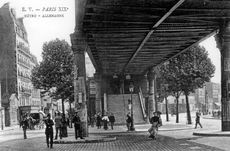 Station de métro Jaurès