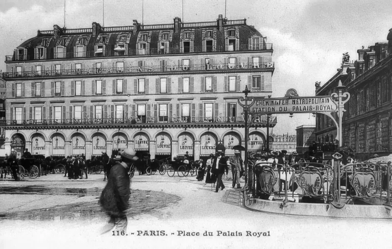 Métro Palais Royal