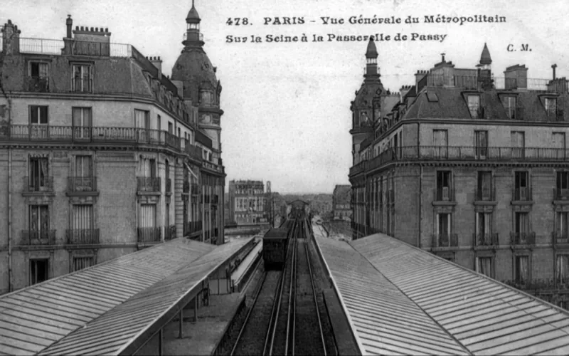 Métro Passy