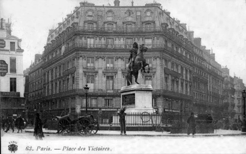 Place des Victoires