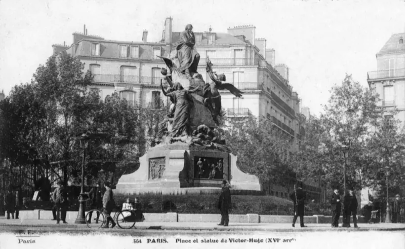 Place Victor Hugo