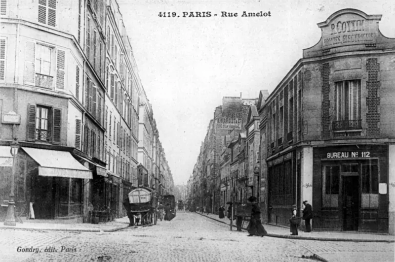 Rue Amelot