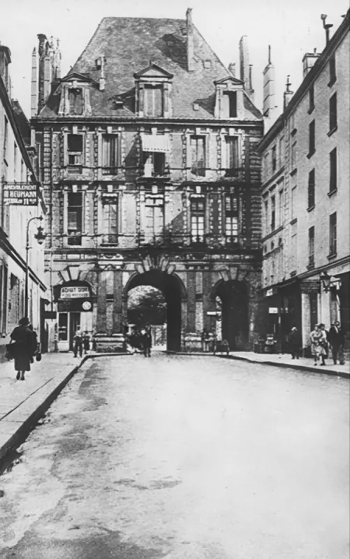 Rue Birague