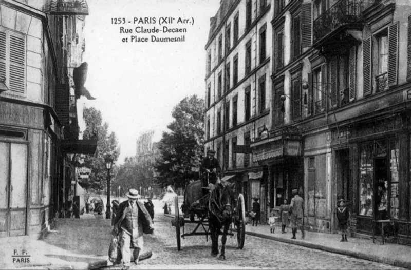 Rue Claude Decaen