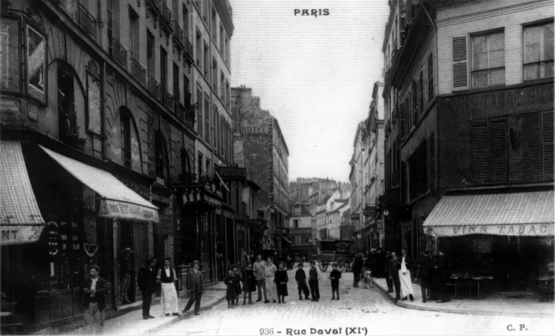 Rue Daval
