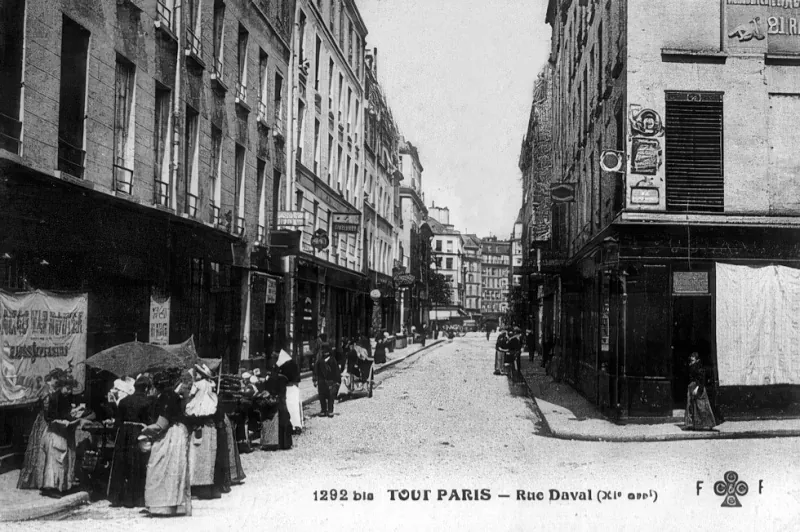 Rue Daval