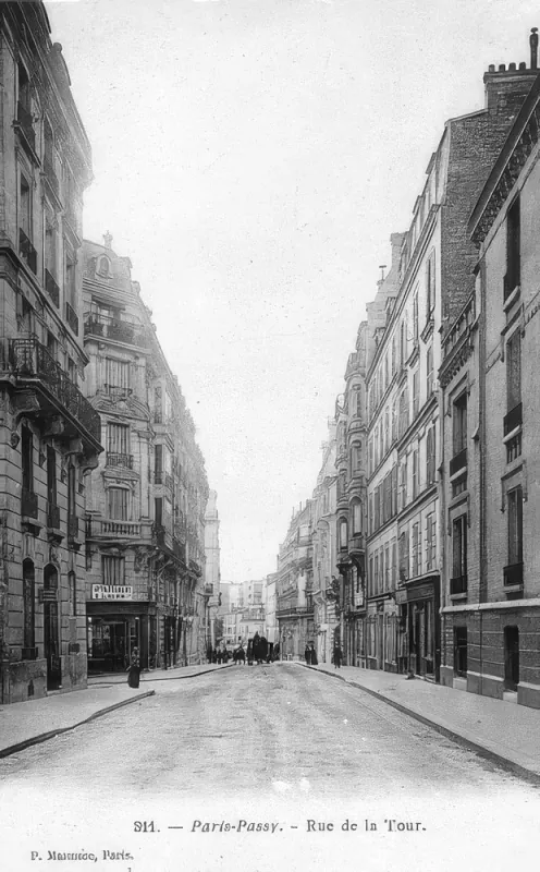 Rue de la Tour