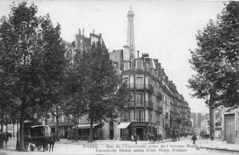Rue de l'Université depuis l'avenue Rapp