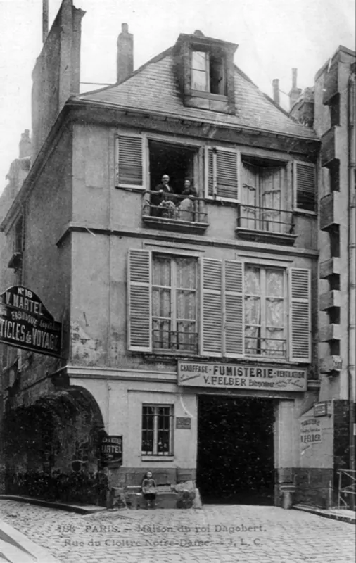 Rue du Cloître Notre Dame