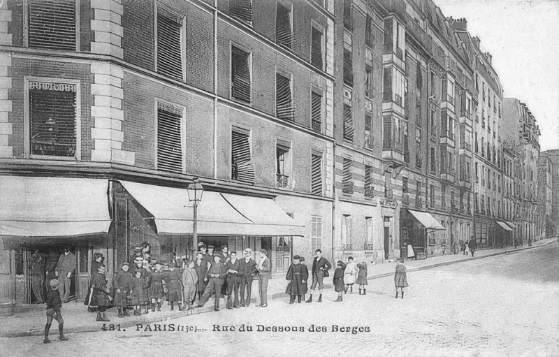 Rue du Dessous des Berges