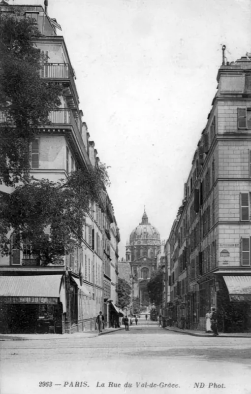 Rue du Val de Grâce