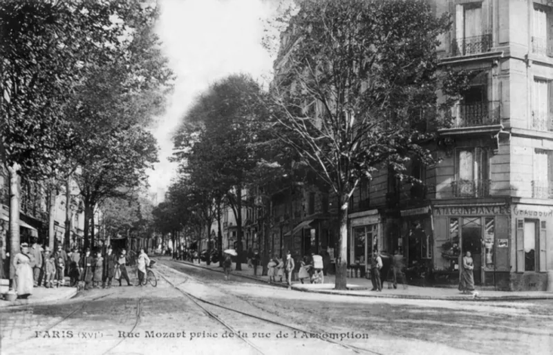 Avenue Mozart