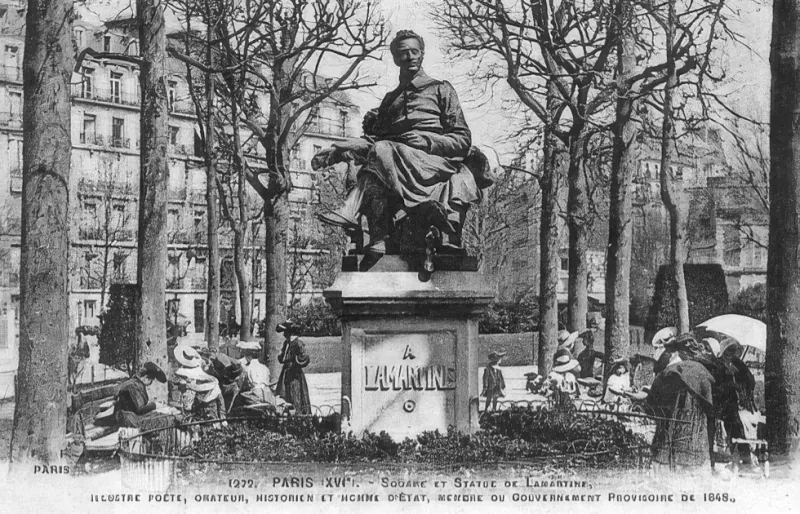 Square Lamartine