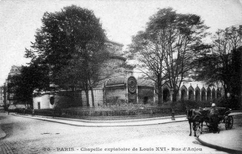 Square Louis XVI