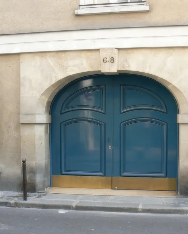 6-8 Rue des Guillemites
