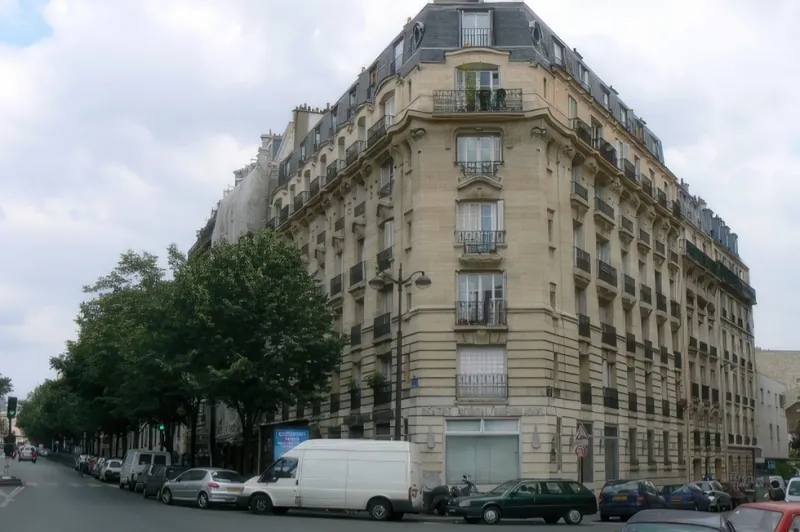 Angle avenue de la République et rue Servan