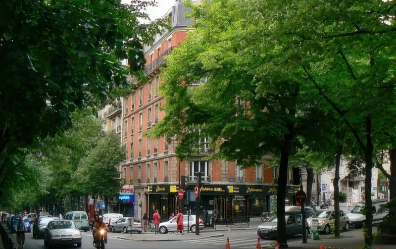 Angle avenue Gambetta et place Martin Nadaud