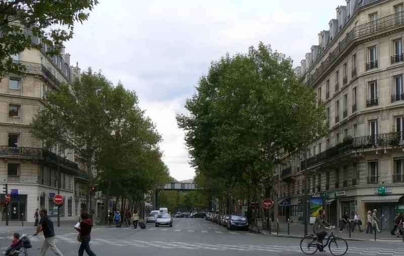 Angle avenue Ledru Rollin et rue de Lyon