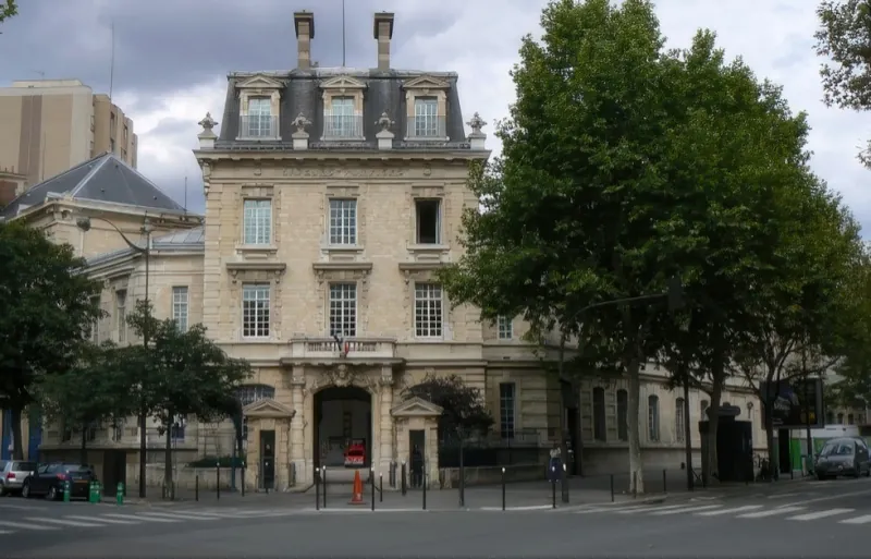 Angle boulevard Diderot et rue Chaligny