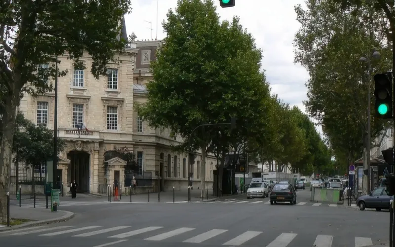 Angle boulevard Diderot et rue Chaligny