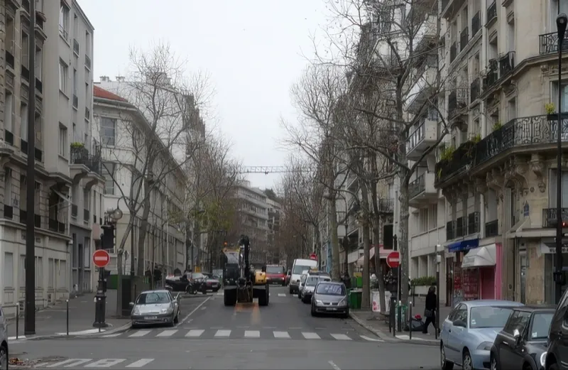 Angle boulevard Exelmans et rue Chardon-Lagache