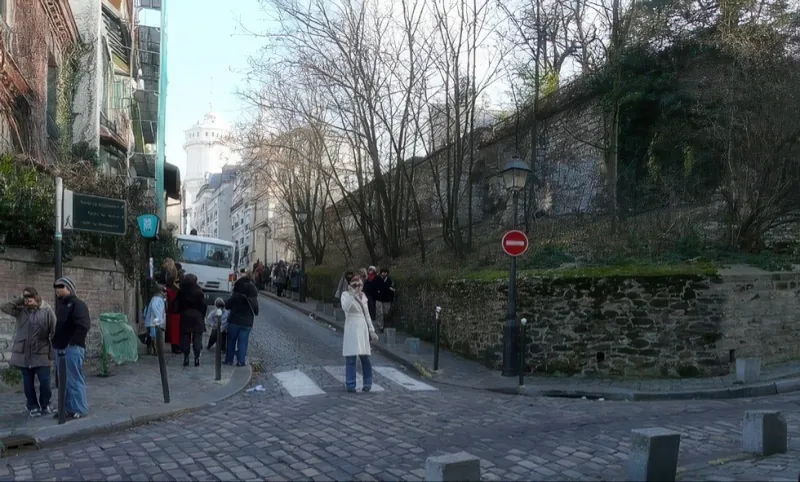 Angle rue Cortot et rue des Saules