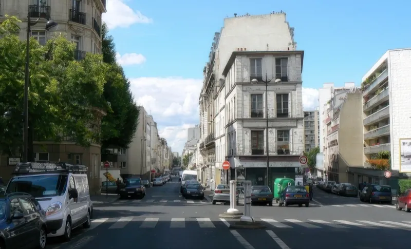 Angle rue de Crimée et rue de Lorraine