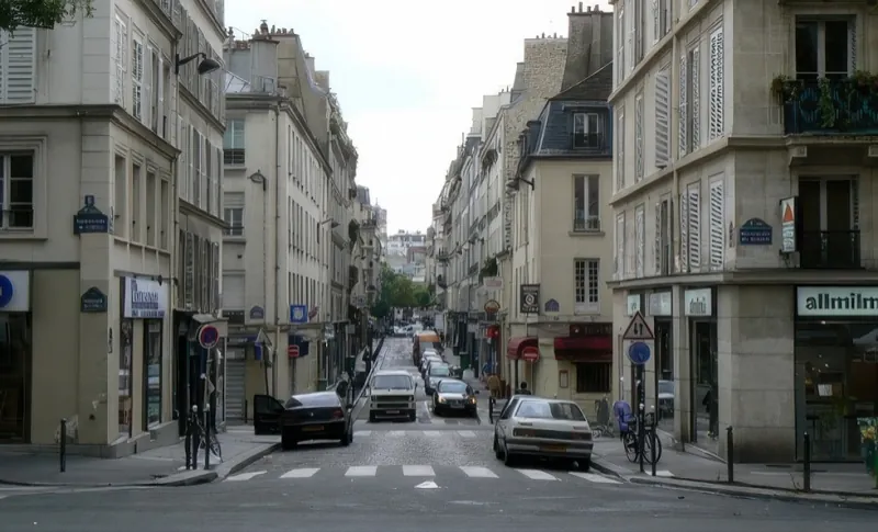 Angle rue de Crussol et boulevard du Temple