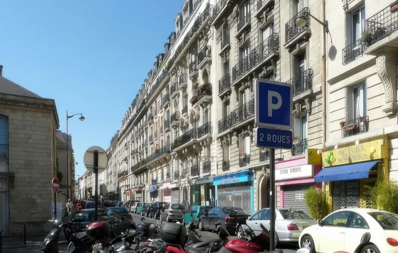 Angle rue de Gergovie et rue d'Alésia