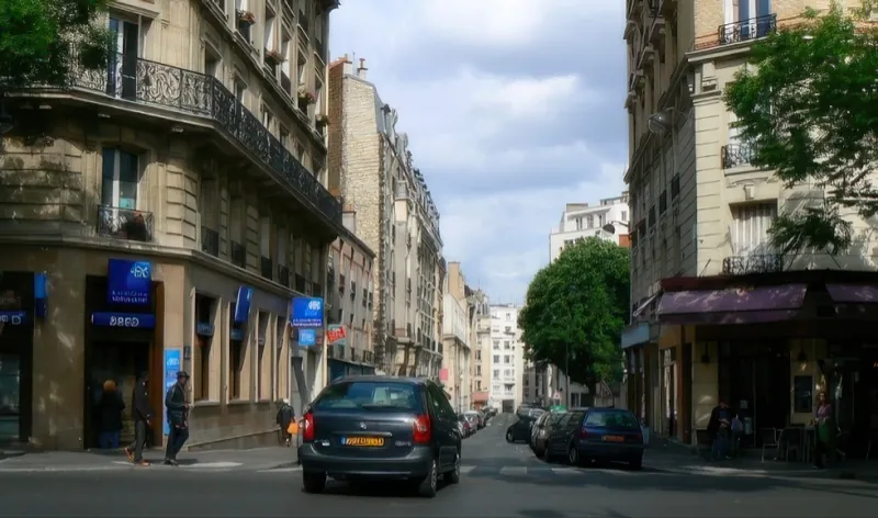 Angle rue de la Cour des Noues et rue des Pyrénées