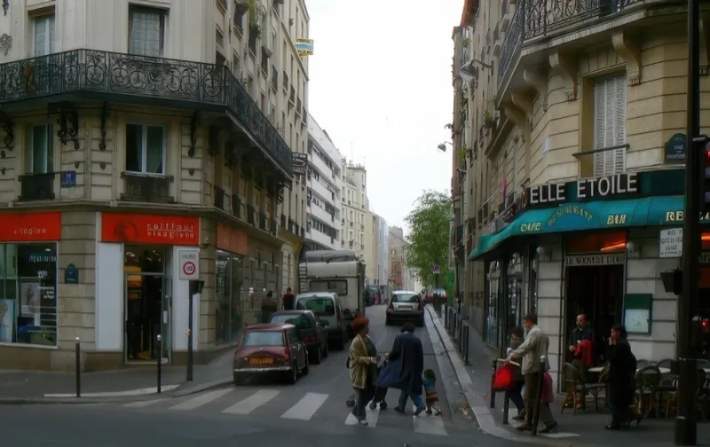 Angle rue des Pyrénées et rue Villiers de l'Isle Adam
