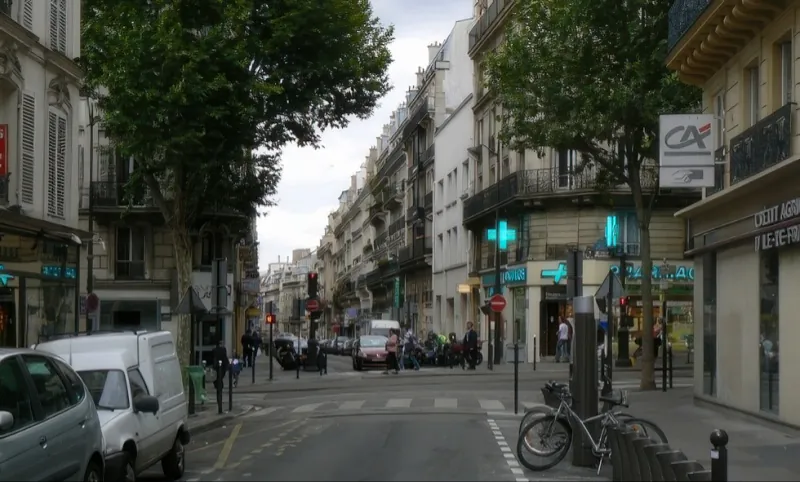 Angle rue Legendre et avenue de Clichy