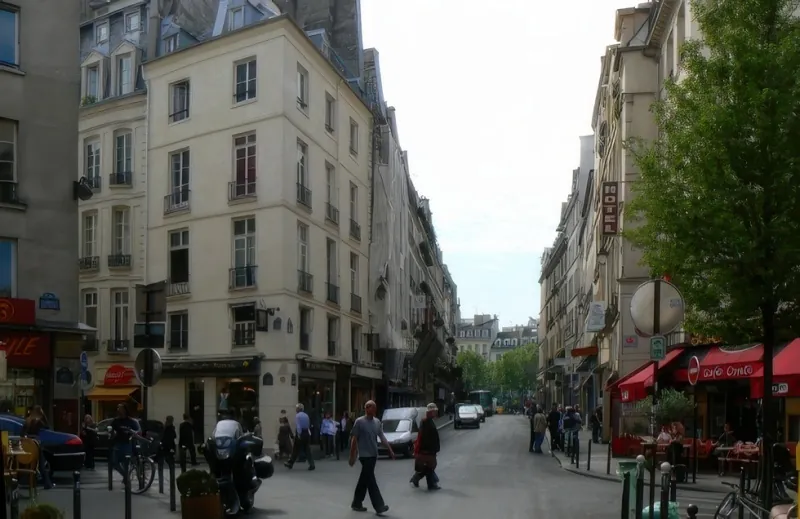 Angle rue Mazarine et rue de Buci