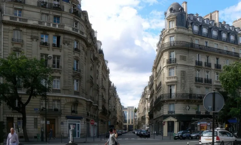 Angle rue Théodore de Banville et avenue de Wagram